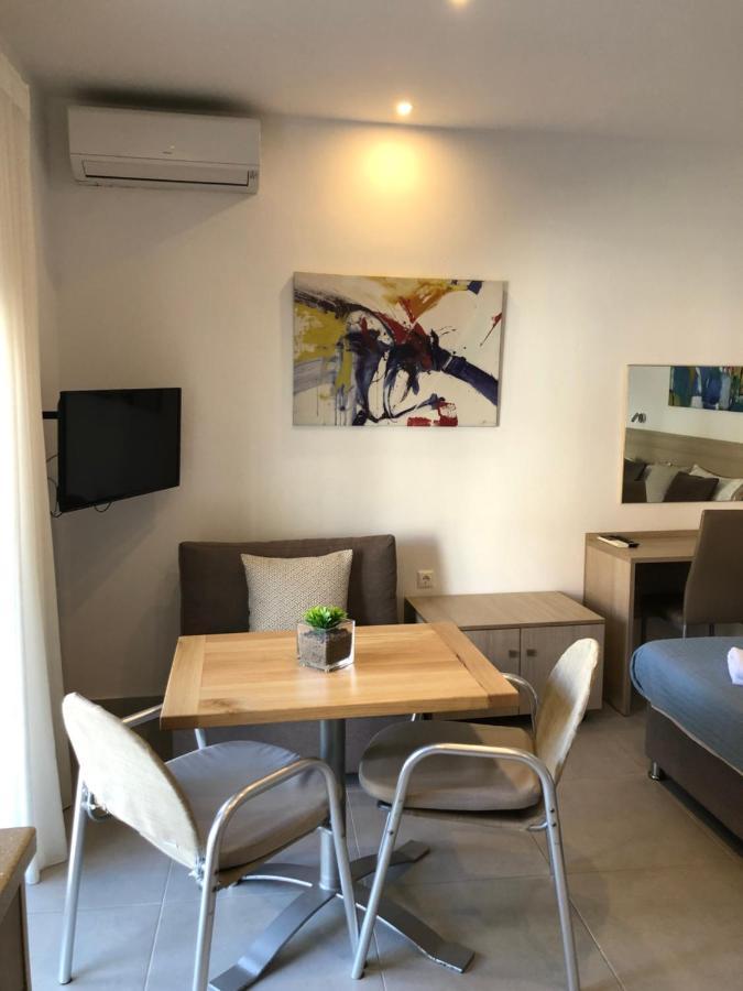 Vanessa House Luxury Apartments Skiathos Town Luaran gambar